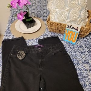 Womens Gloria Vanderbilt Jeans. Sz 16